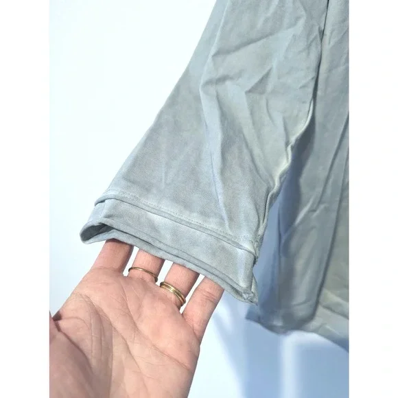 Nic + Zoe NZT 3/4 Sleeve Roll V Tee Quarter Sleeve Raw Hem - Picture 6 of 8